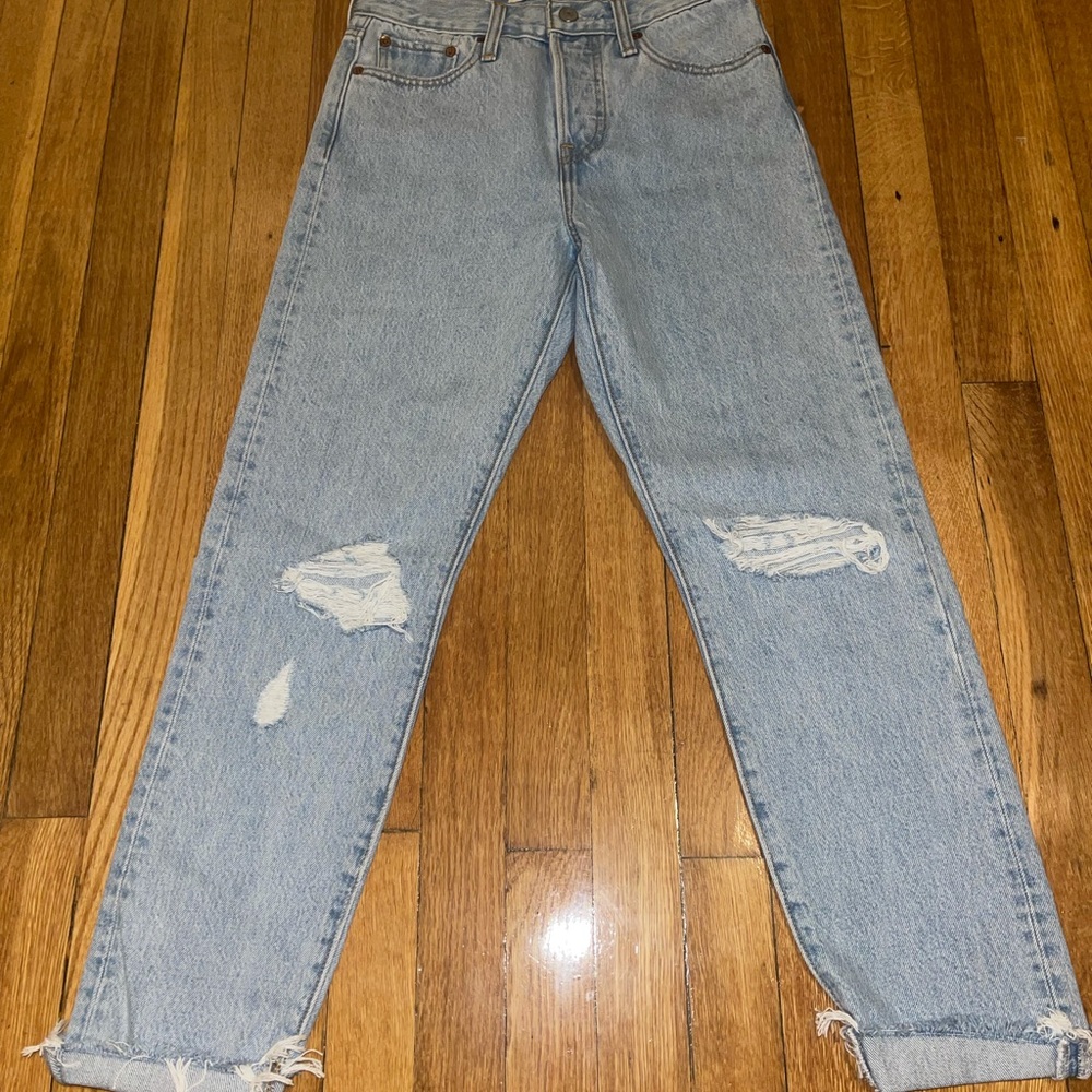 (Levi’s Premium) Wedgie Destroyed Women Jeans Size 25